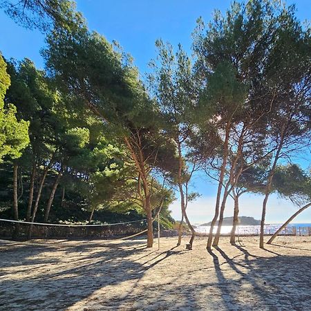 Superbe Appartement Dans Cadre D'Exception - Piscine, Plage Et Tennis Prive บ็องโดล ภายนอก รูปภาพ