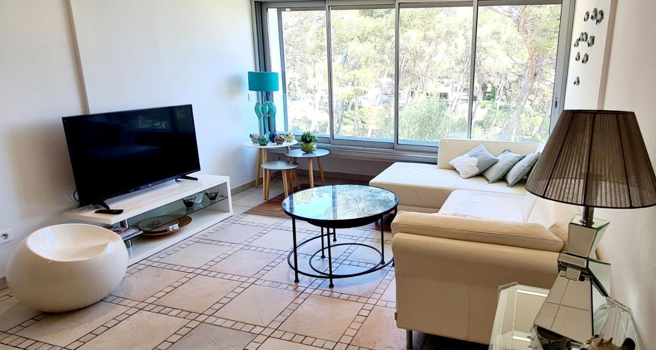 Superbe Appartement Dans Cadre D'Exception - Piscine, Plage Et Tennis Prive บ็องโดล ภายนอก รูปภาพ